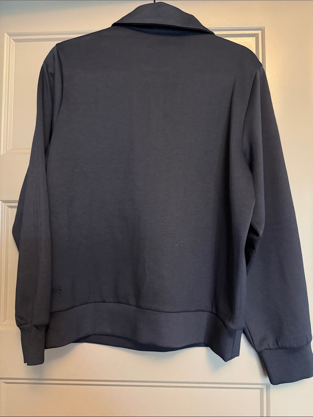 Athleta Allure Navy 1/4 Zip Women’s Pullover Sweatshirt - Picture 3 of 3